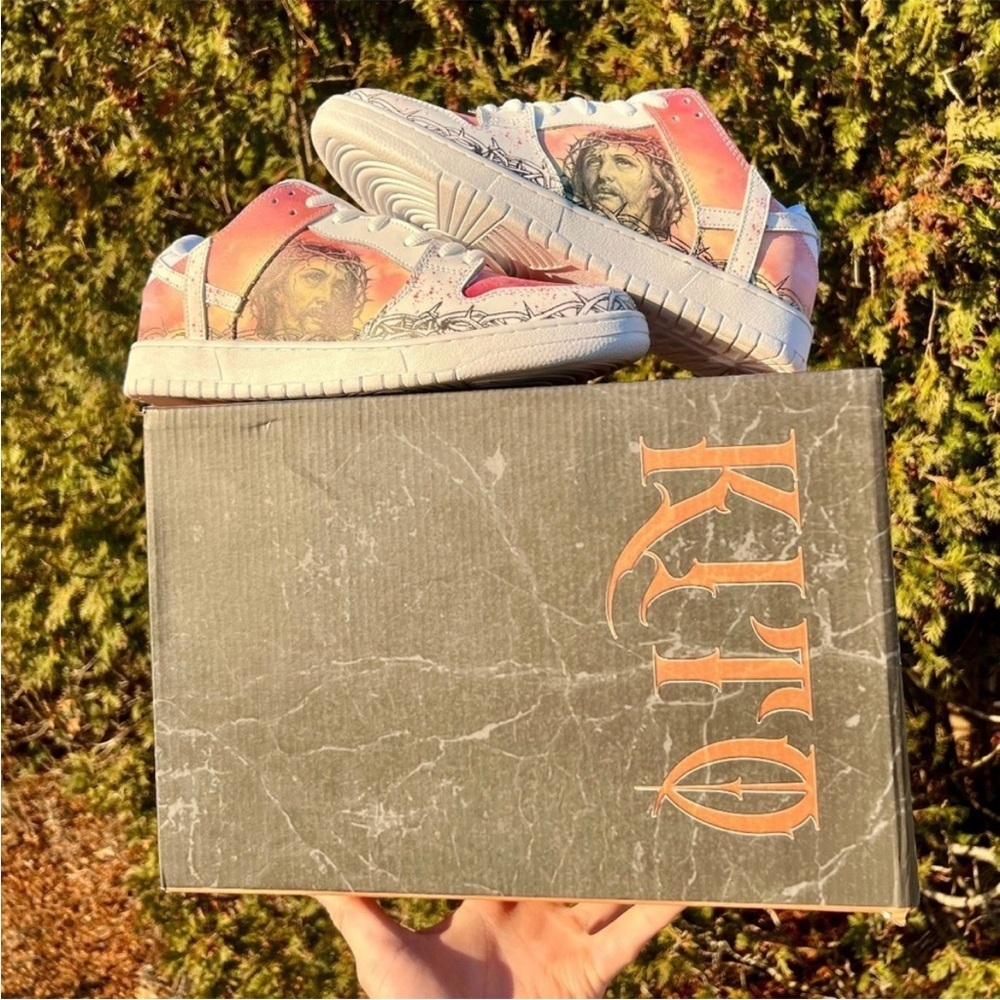 Kito Wares “Passion Of Christ, Resurrection Day low SB Dunk Size (9) - Picture 6 of 6